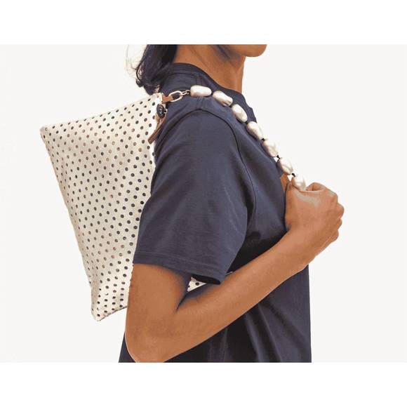 CLARE V. flat clutch with tabs in silver. Sold out on Clare V. Site. - Picture 5 of 14